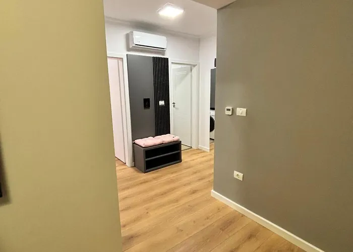 Apartment Eden By Mirvana *