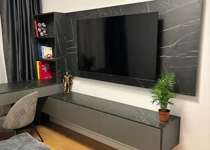 Apartment Eden By Mirvana